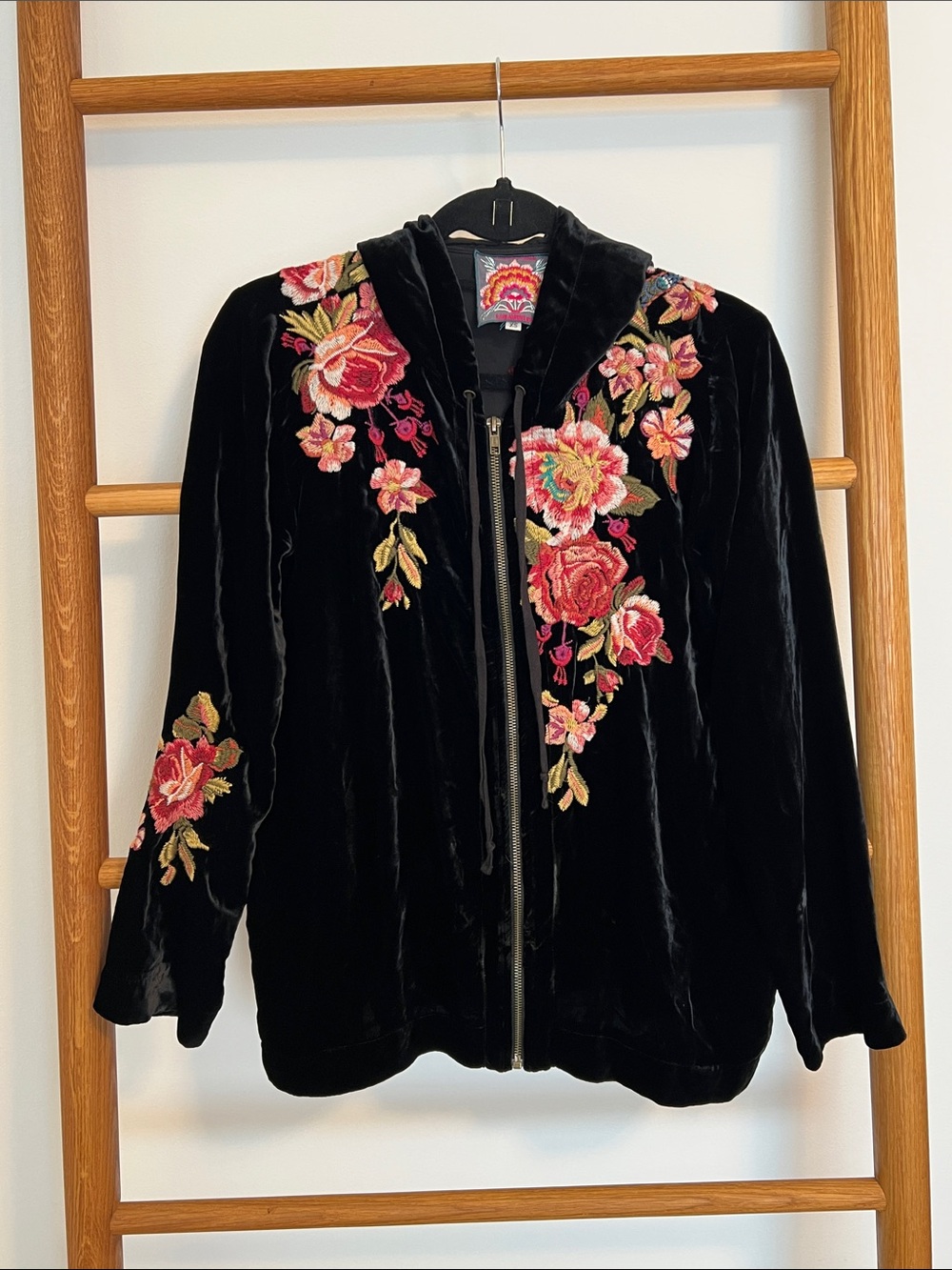 Johnny Was Black Velvet Floral Embroidered Full Zip Hooded Jacket Hoodie - XS